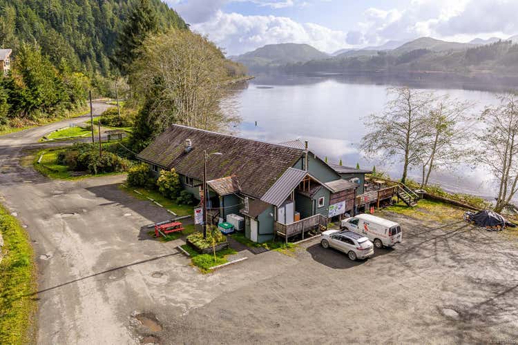 32 Hardy Way, Port Hardy BC V0N 1Z0