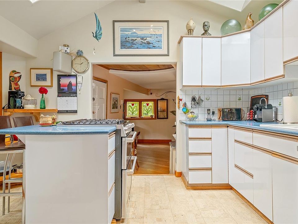 31st image of this home