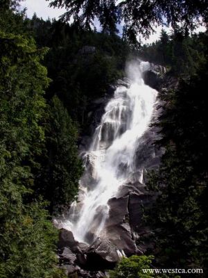 ��һ�¹ۿ�����ͼƬ
 ============== 
����
8������NORTH 99�Ź�·��Shannon Falls 
�ؼ���: 7��   �ٲ�   Shannon Falls